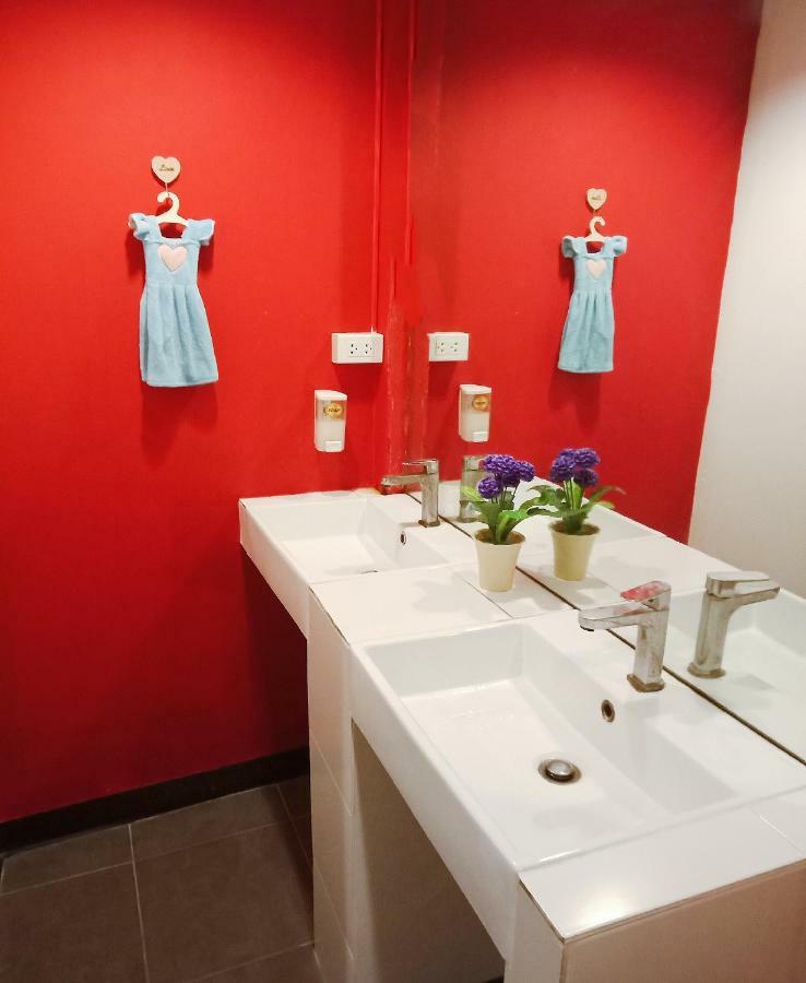 Badu Sukhumvit Dormitory Μπανγκόκ Εξωτερικό φωτογραφία